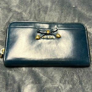 EUC Prada wallet